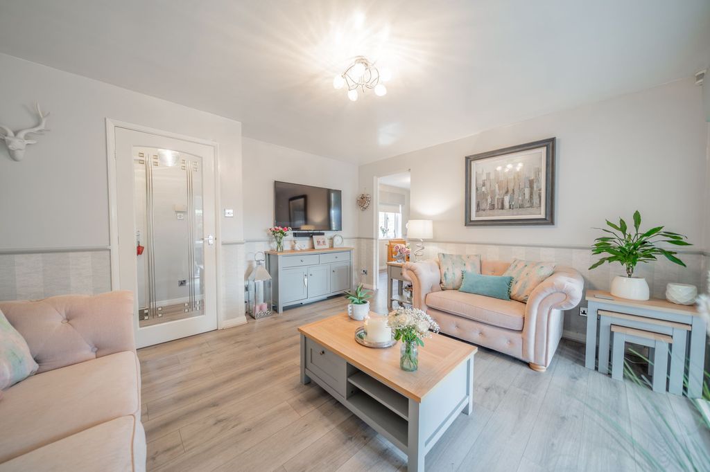 Property photo 3 of 22