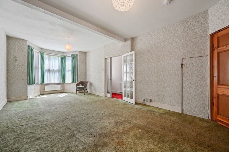 Property photo 3 of 11 Photo 8