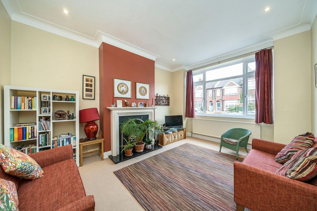 Property photo 2 of 6 Picture No. 07