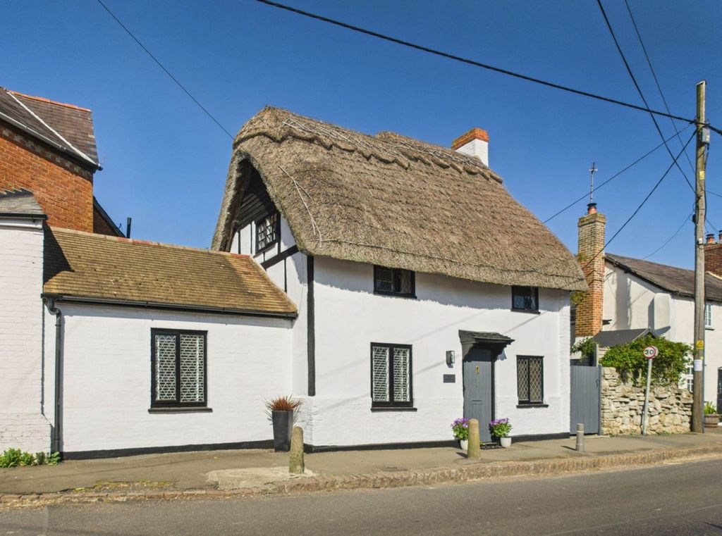 Property photo 1 of 33