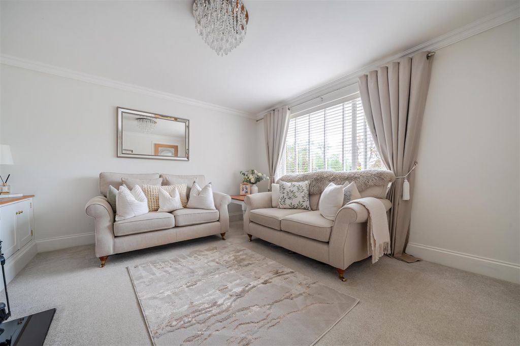 Property photo 3 of 22 1376400-14-690A4Fd67E438.Jpg