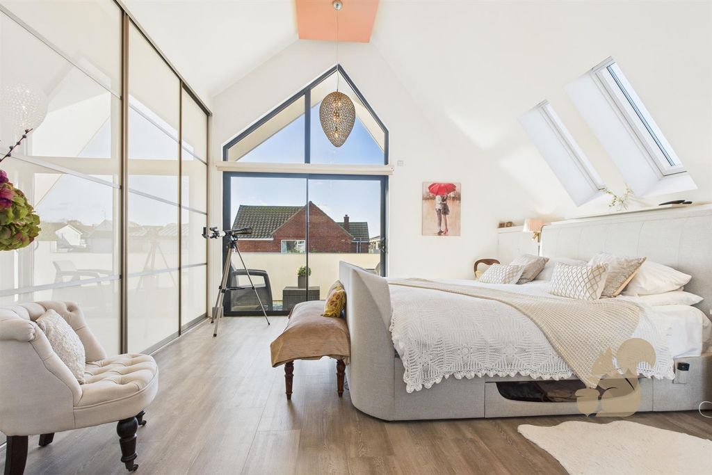 Property photo 3 of 34 Cam03877G0-Pr0278-Still002.Jpg