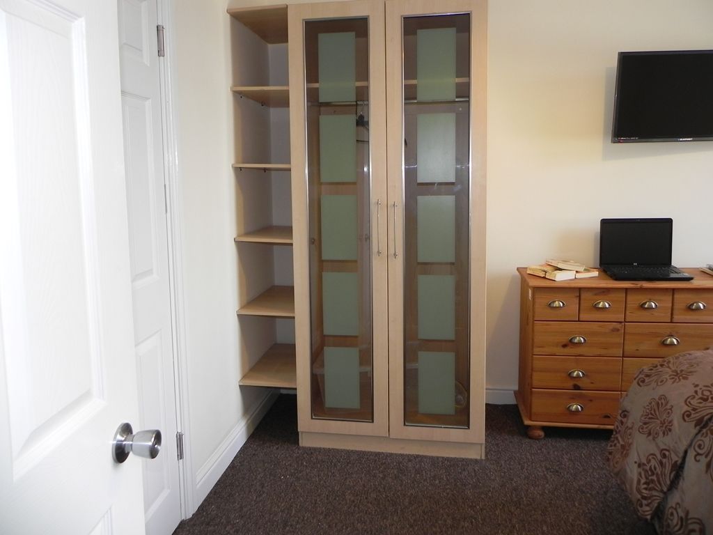 Property photo 3 of 3