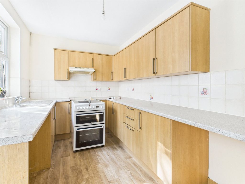 Property photo 3 of 12 Picture No. 17