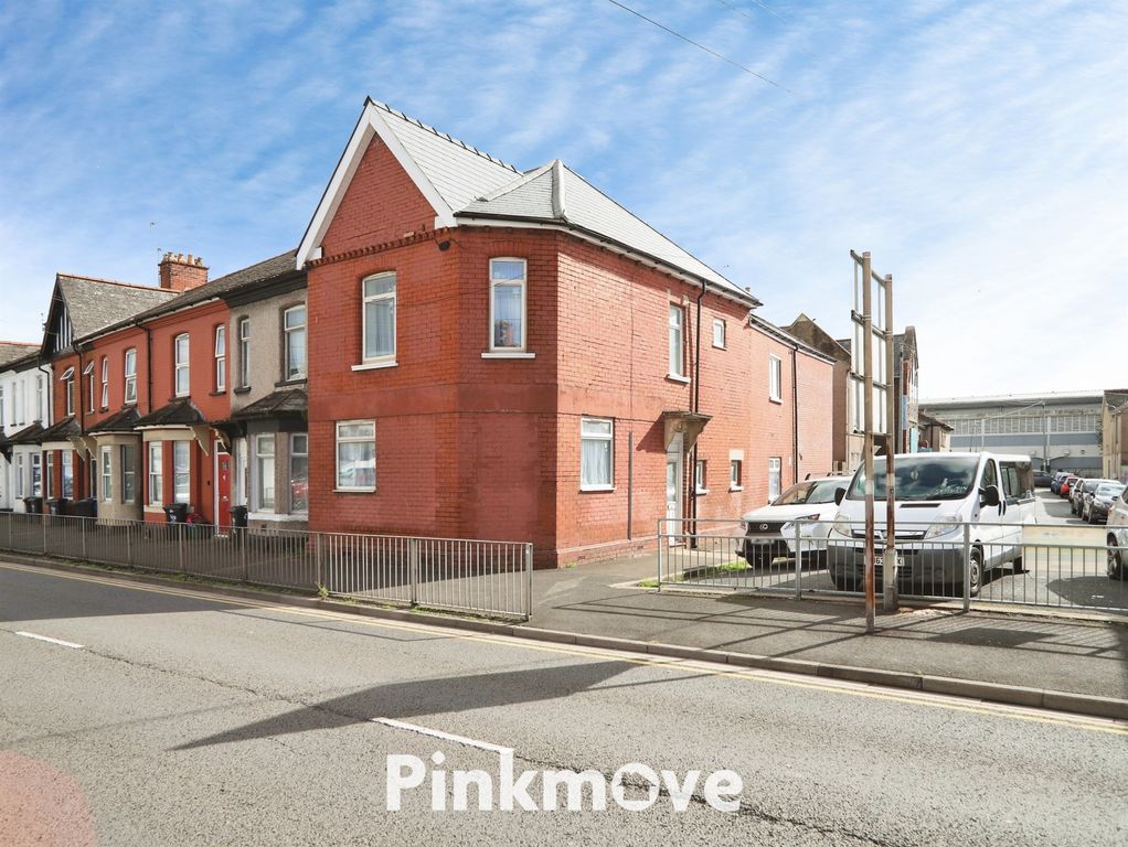 Property photo 1 of 22