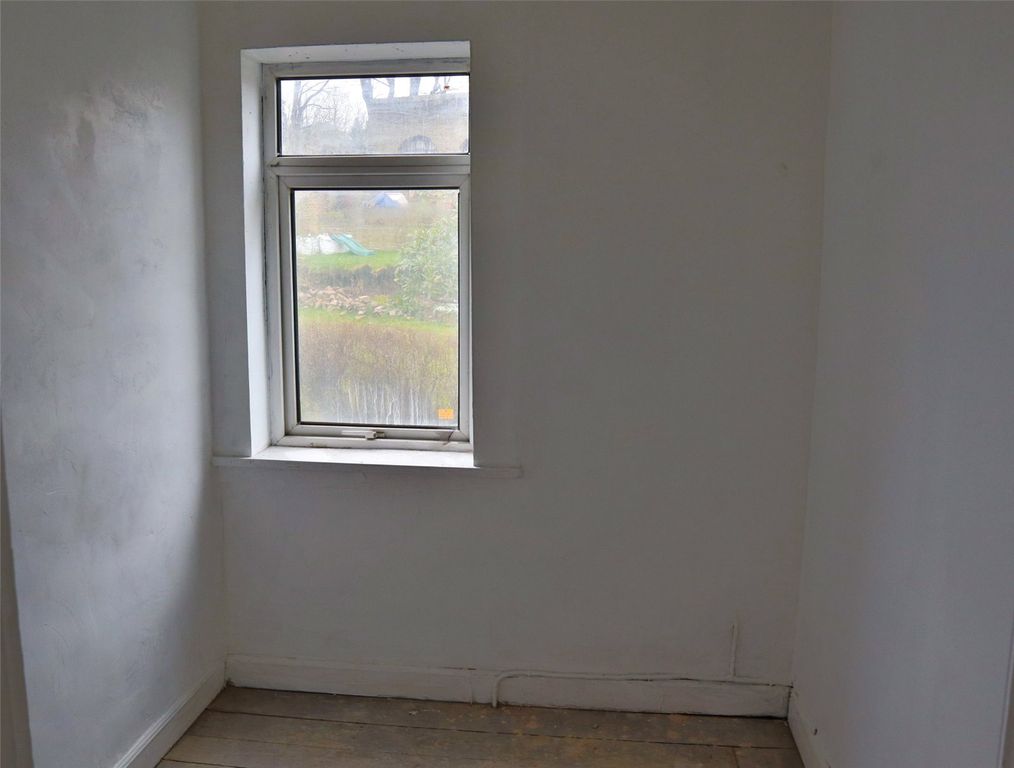 Property photo 3 of 4 Picture No. 01