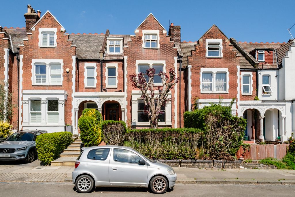 Property photo 1 of 31