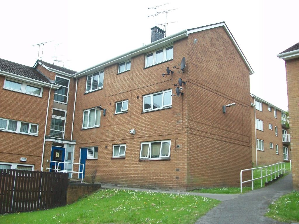 Property photo 1 of 12