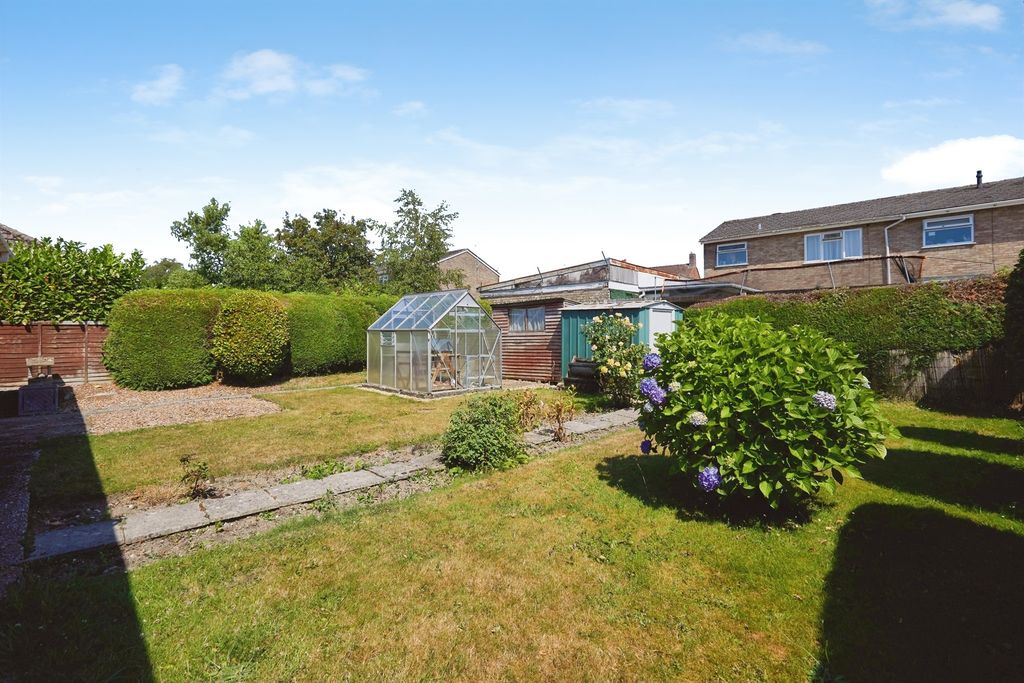 Property photo 3 of 14