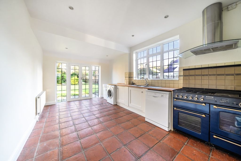 Property photo 3 of 18 1216562 (4)