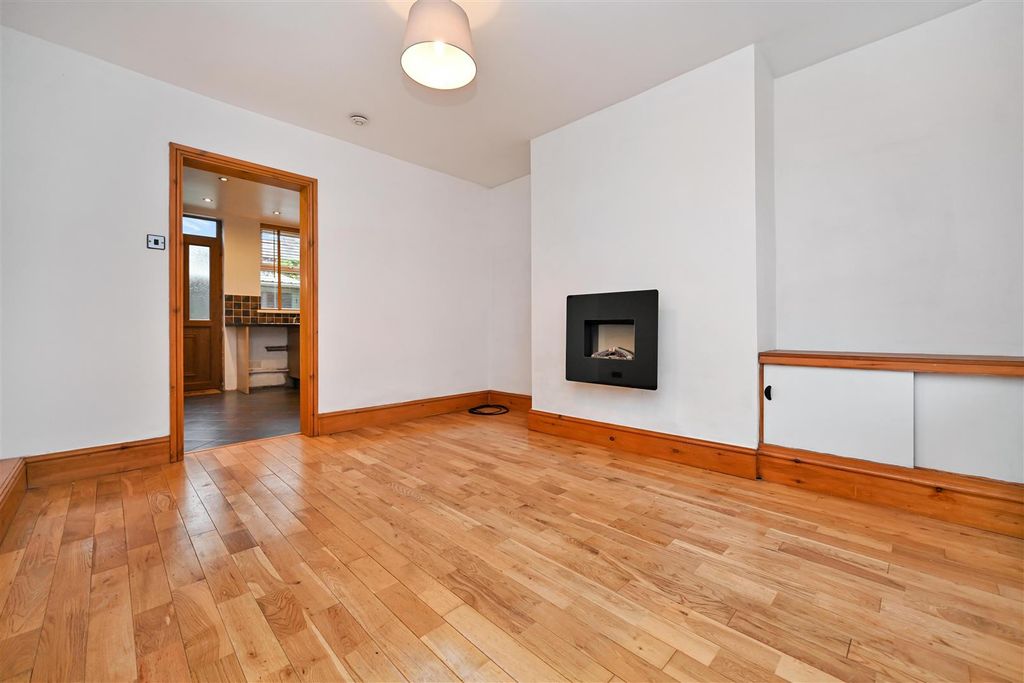 Property photo 2 of 11 Dsc_9971.Jpg