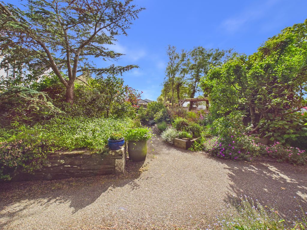 Property photo 1 of 18 Garden