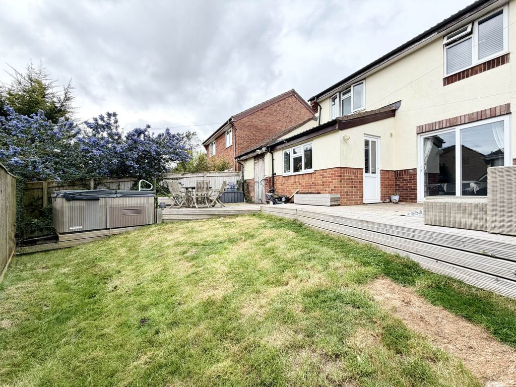 Property photo 3 of 14