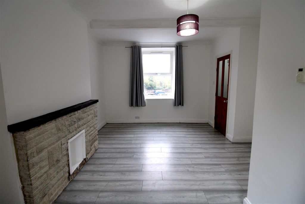 Property photo 2 of 12 Img_4666.Jpg