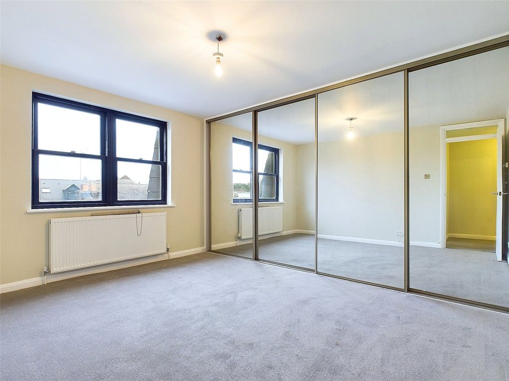 Property photo 3 of 7 Picture No. 08