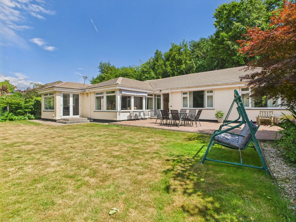 Property photo 2 of 18