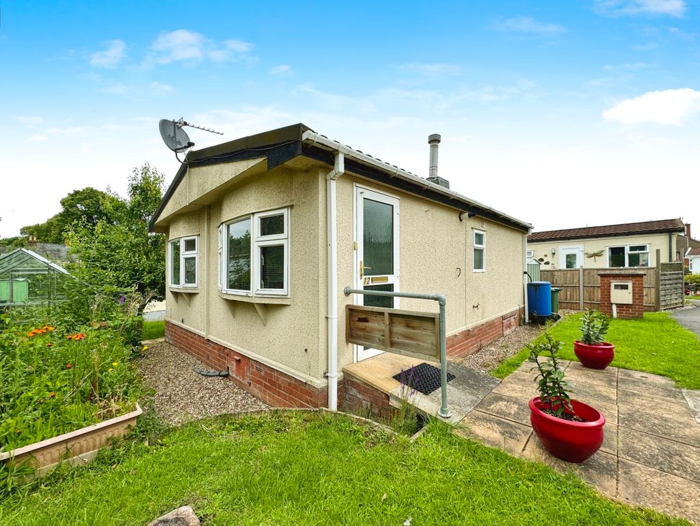 Property photo 1 of 14 Front