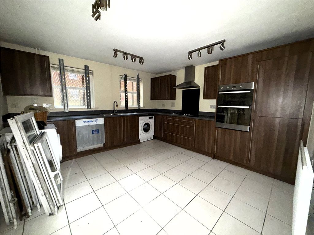 Property photo 1 of 12 Picture No. 02