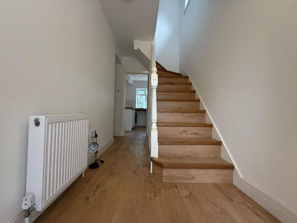 Property photo 3 of 33 xx.Jpg