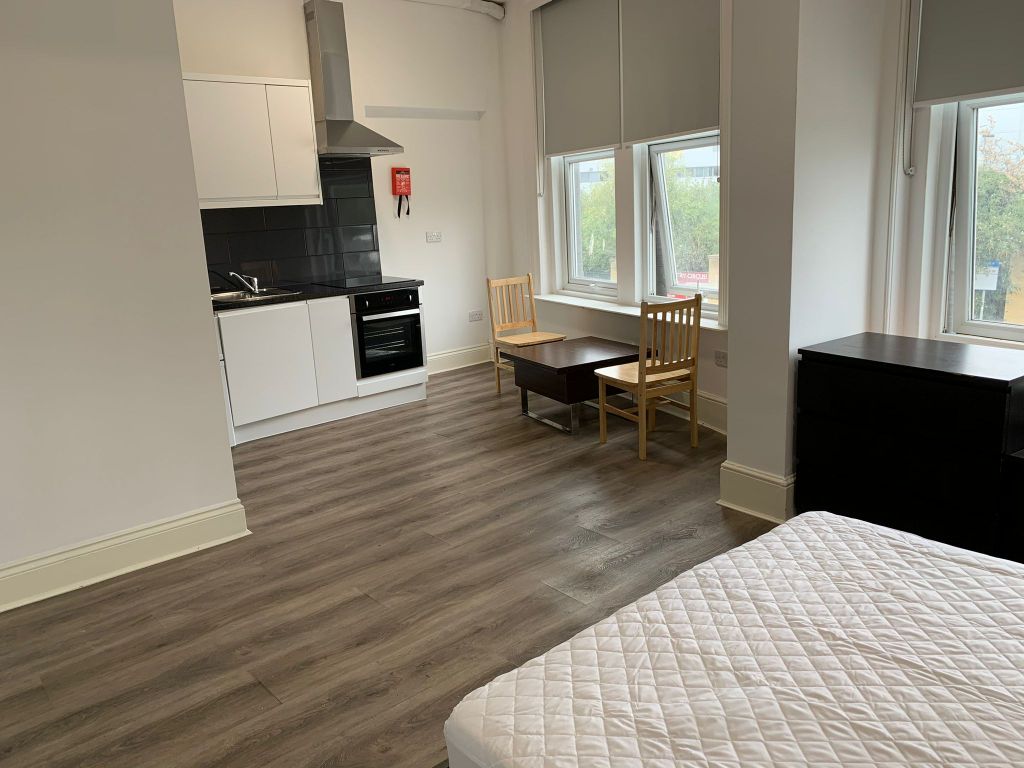 Property photo 2 of 9