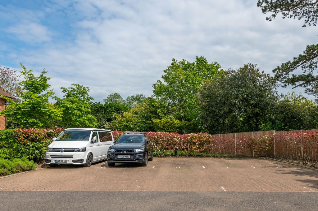 Additional image 13 of 2 bed flat for saleDoods Road, Reigate RH2