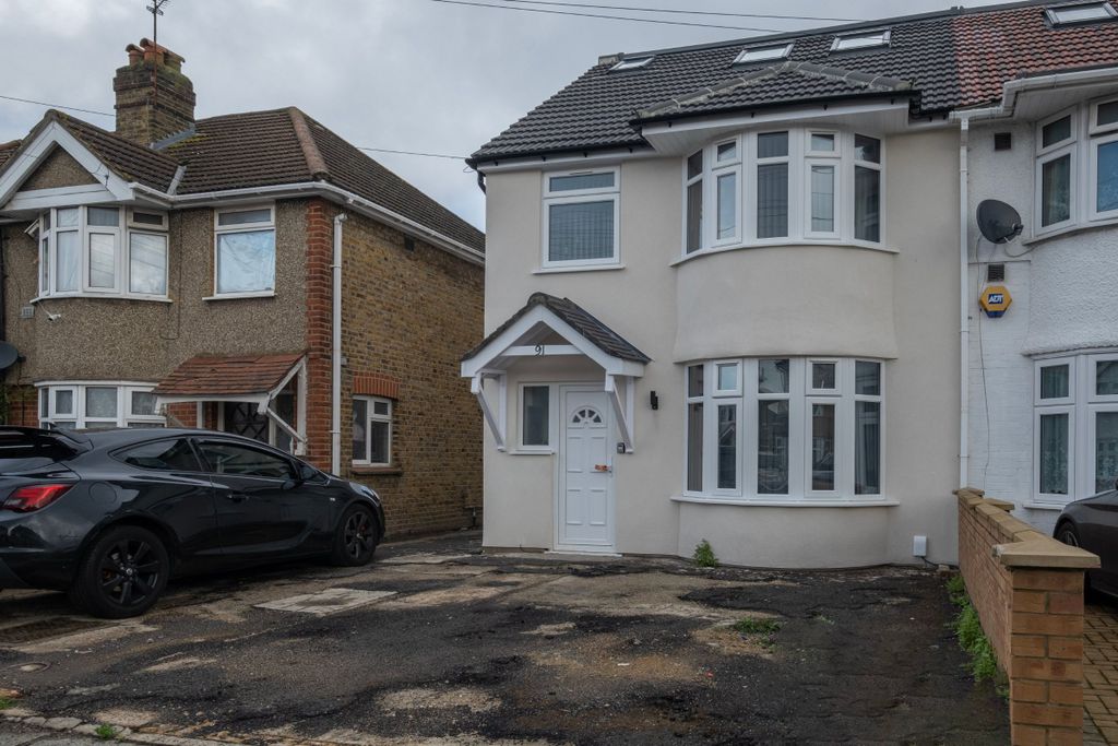 Property photo 3 of 55