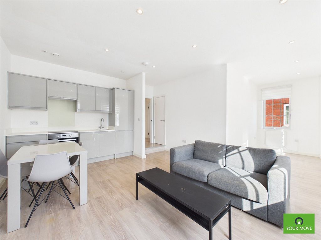 Property photo 2 of 12 Picture No. 03