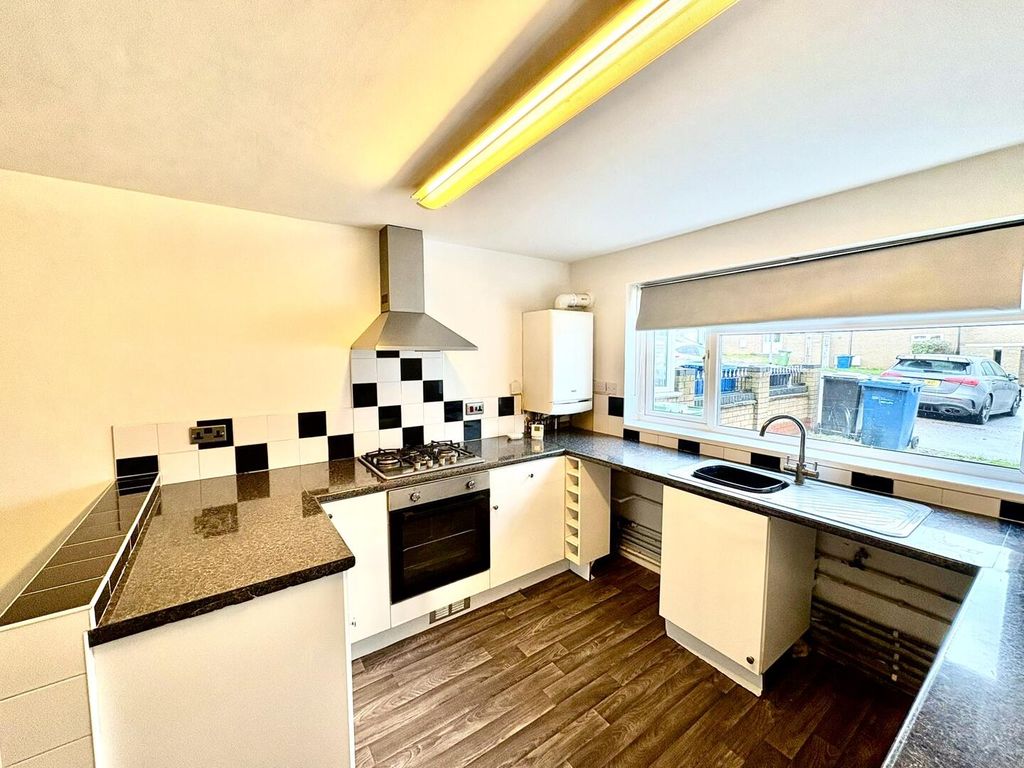 Property photo 2 of 13 Kitchen