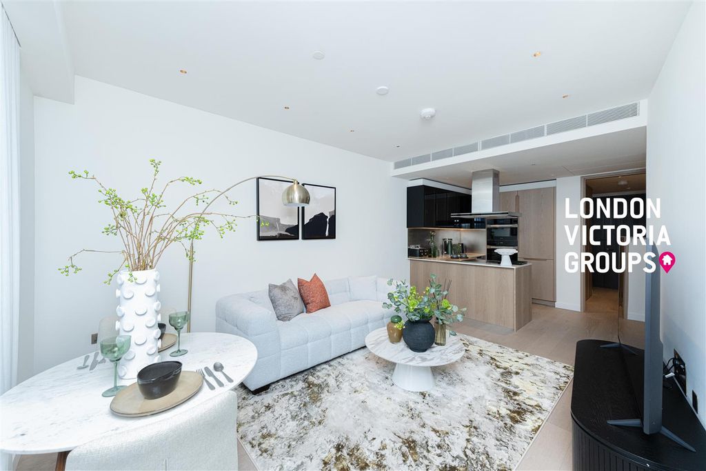 Property photo 2 of 15 1-6500.Jpg