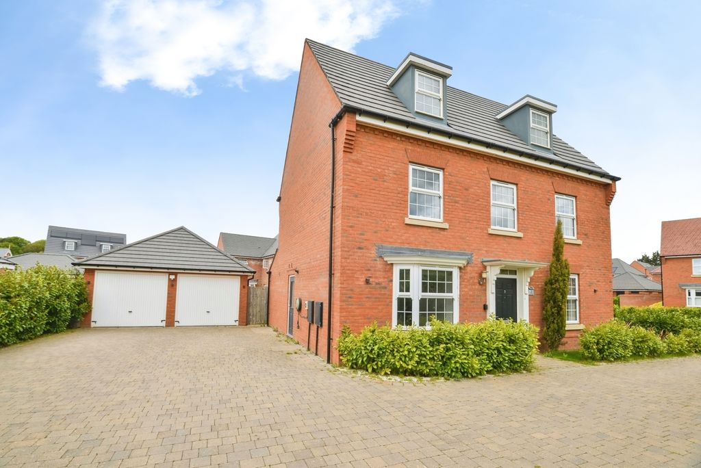 Property photo 2 of 17 Pbox-Img.Jpg