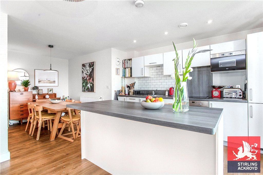 Property photo 3 of 21 Kitchen Reception