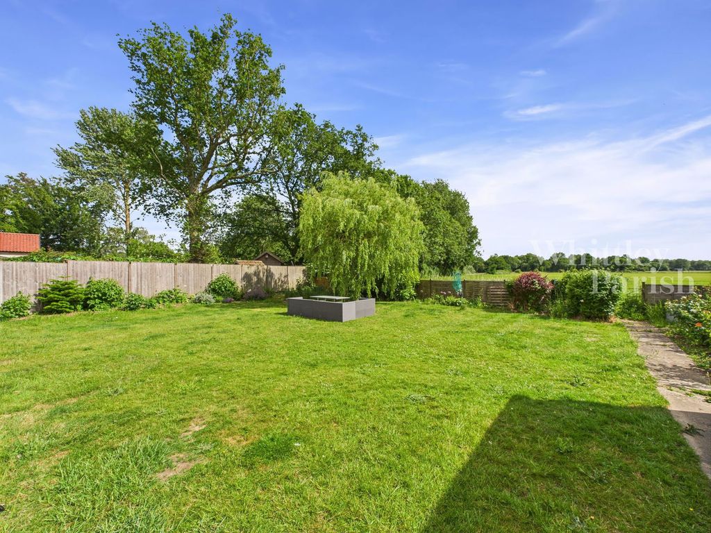 Property photo 3 of 25