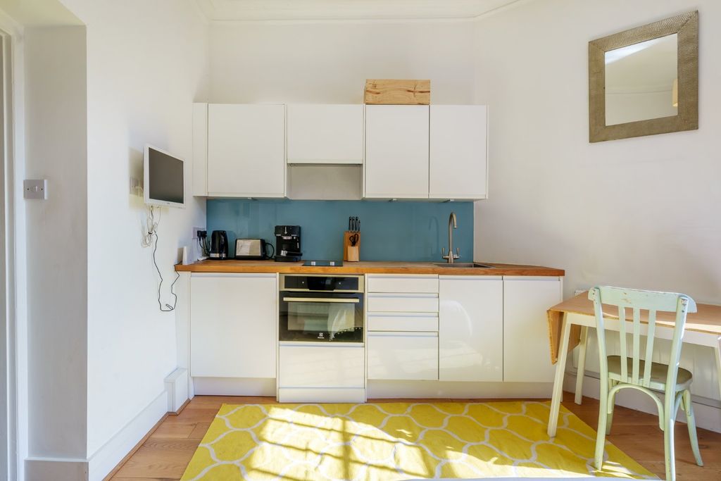 Property photo 3 of 7 Picture No. 05