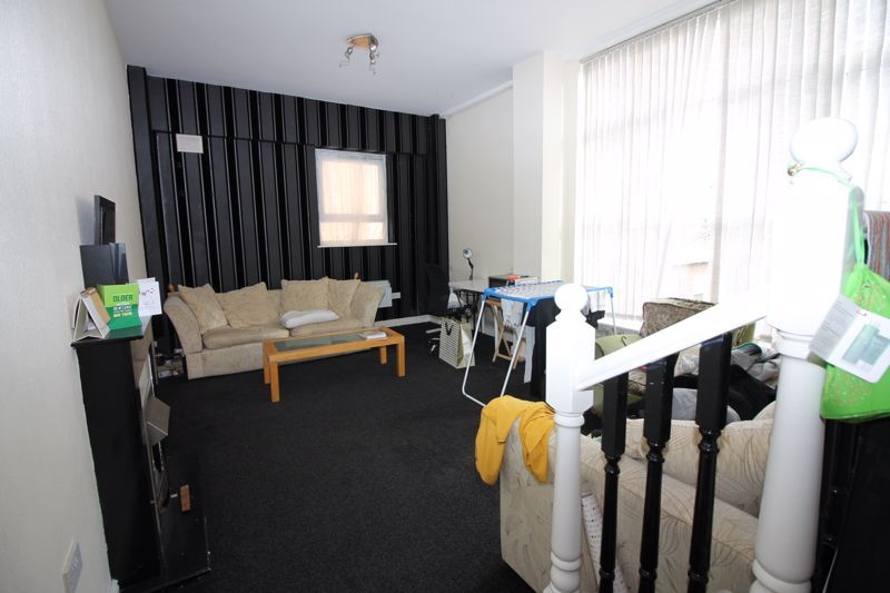 Property photo 3 of 6 Photo 2