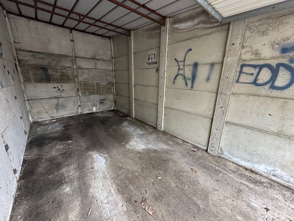 Property photo 3 of 4 Photo 1