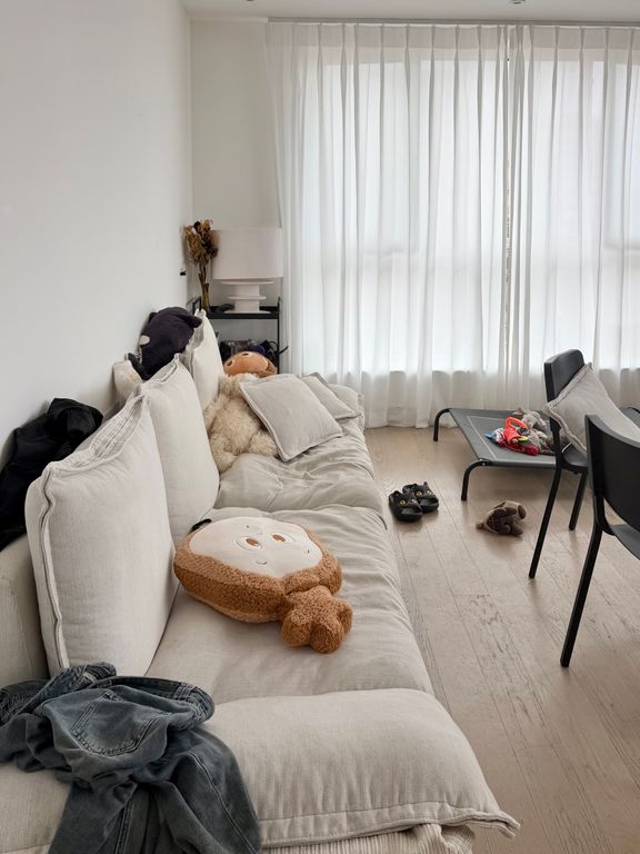 Property photo 2 of 12