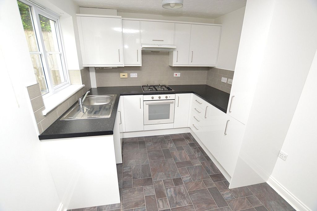 Property photo 2 of 10 Kitchen/Diner