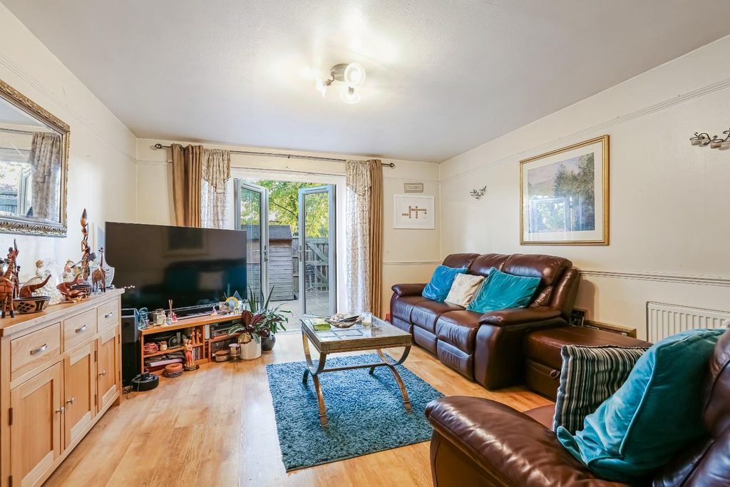 Property photo 2 of 15 Ach_0011 (1).Jpg