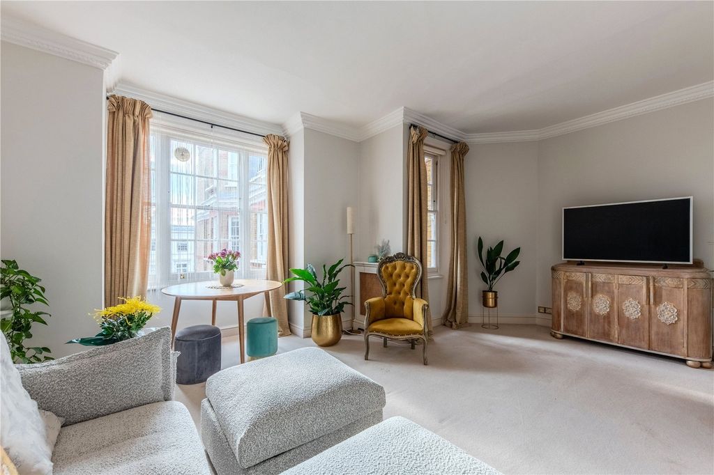 Property photo 3 of 10 Reception Room