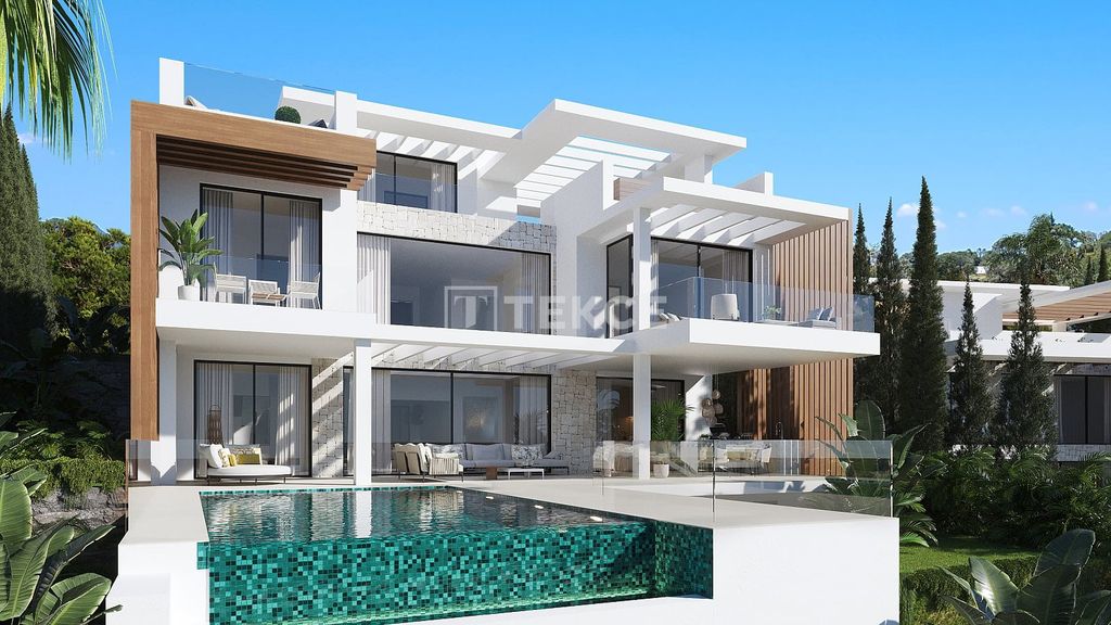 Property photo 1 of 33 Detached Villa Resinera Voladilla Estepona Málaga