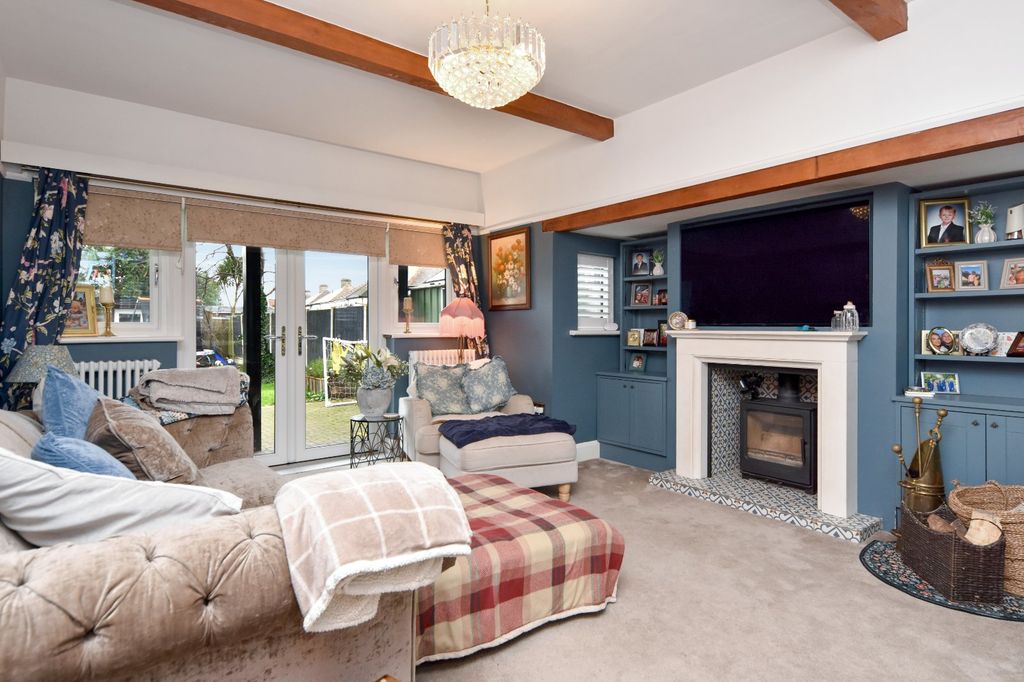 Property photo 3 of 55 Picture No. 46