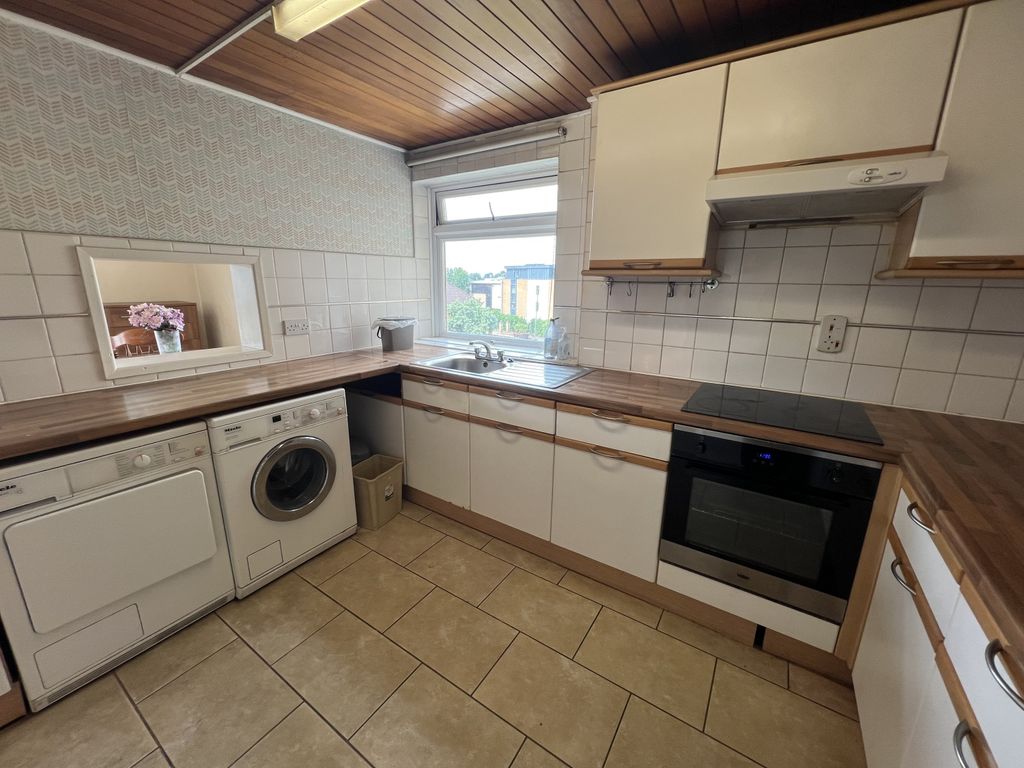 Property photo 3 of 12 Img_8576