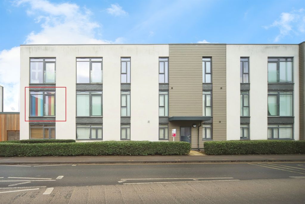 Property photo 1 of 14