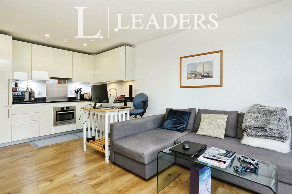 Property photo 3 of 7 Open Plan