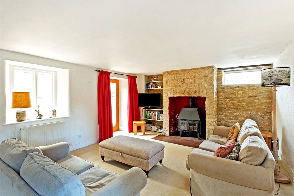 Property photo 2 of 14 Picture No. 02