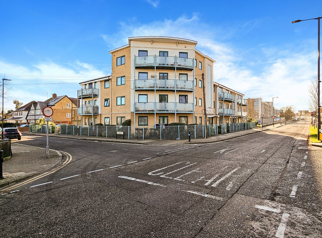 Property photo 1 of 11 Front (Exterior)