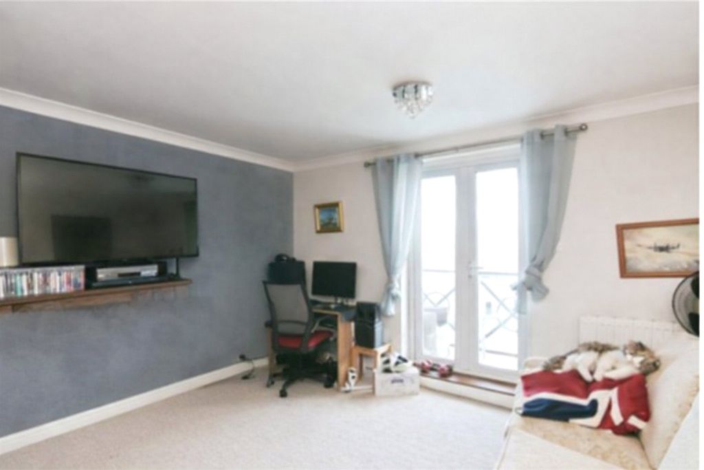 Property photo 2 of 10 Picture No. 52
