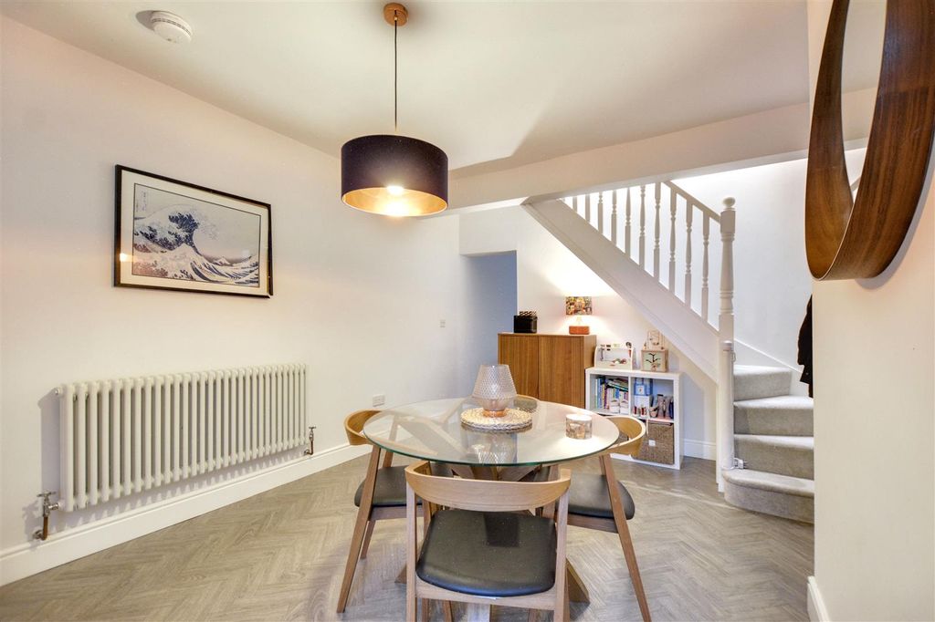 Property photo 3 of 16 Dining Room