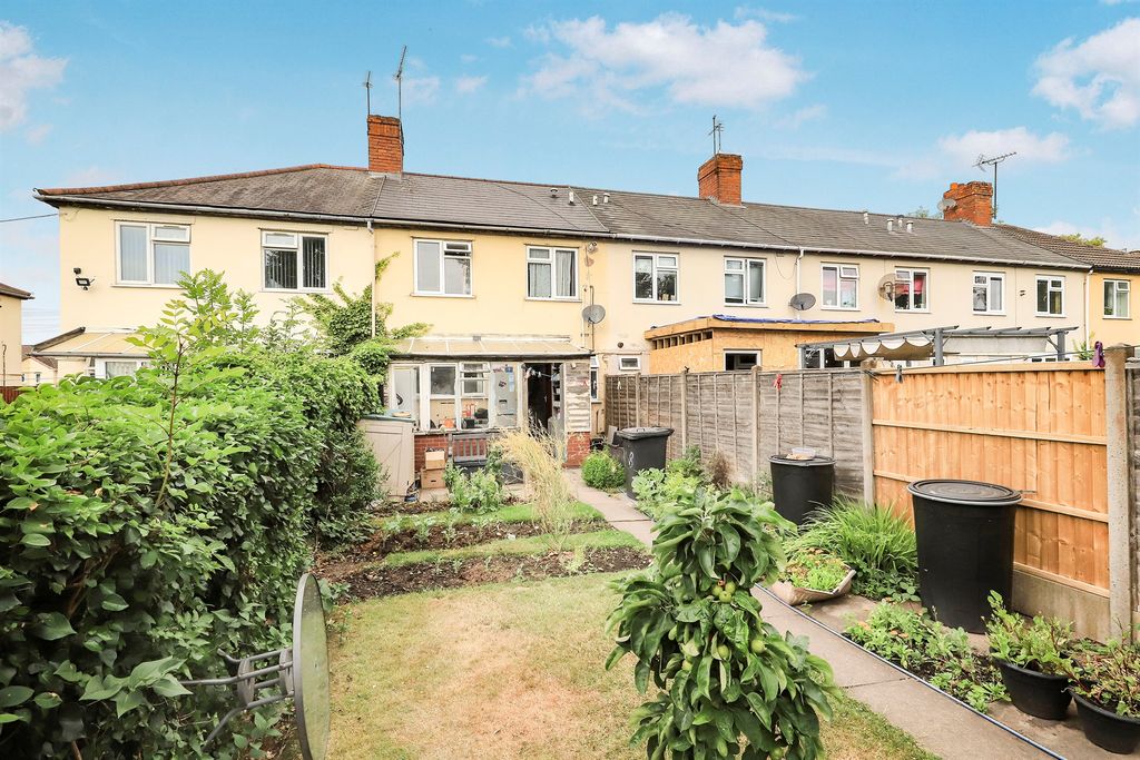 Property photo 2 of 17