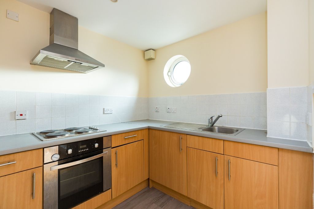 Property photo 2 of 12 3010793